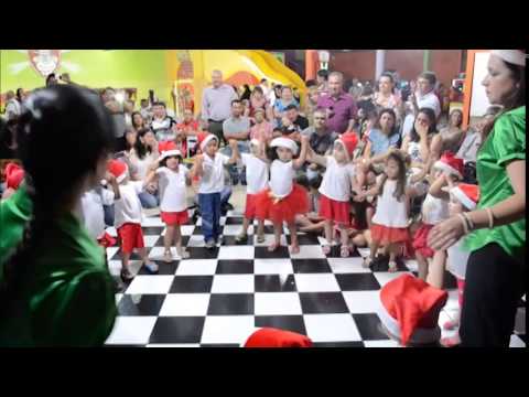 Apresentação de Natal do Maternal III 2014