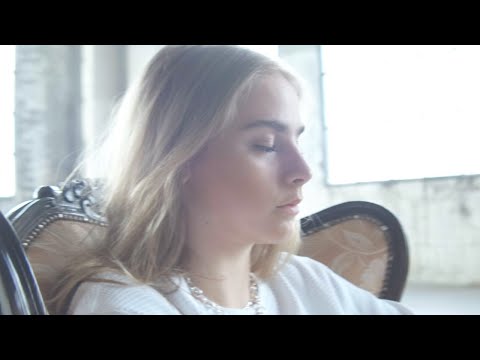 Julia Pośnik - Puszczaj