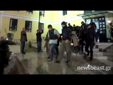 Newsbeast.gr- O Αλβανός πιστολέρο στην Ευελπίδων 2