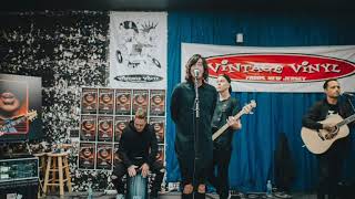 War - sleeping with sirens