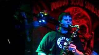 Voodoo glow skulls - Left for dead