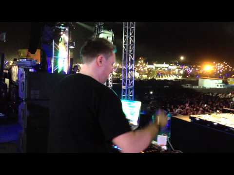 UMEK Outro / Beyond Wonderland / San Bernardino, CA, United States / 16.03.13