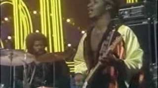 THAT LADY ~ LIVE IT UP / THE ISLEY BROTHERS