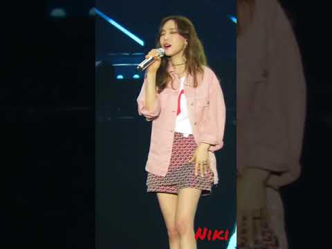 180421 Best of Best Concert in Taipei  태연 Taeyeon 太妍 - Starlight  (直拍)