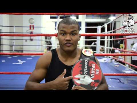 "Cansei de blá blá blá", Wallison Tourão