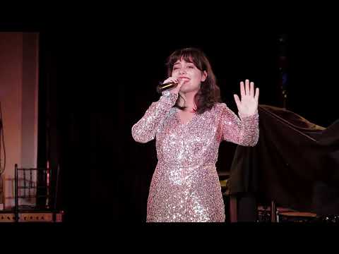 I want a hippopotamus for Christmas - Theodora Zevedei (Craciun cu Stelute 2022)