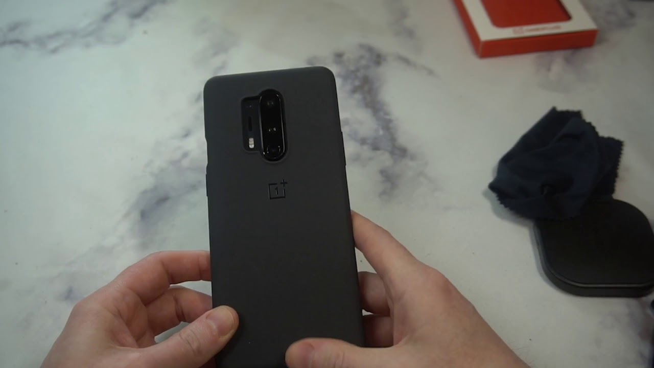 Official OnePlus 8 Pro Sandstone Bumper Case Black Unboxing