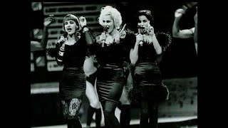 Bananarama - Love In The First Degree - BRIT Awards Feb 22 1988.