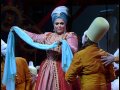 Marilyn Horne as "Samira the Turkish Entertainer"