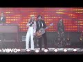 Sugarland - Bigger (Live)