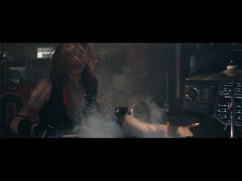 Mr.  Riot - America (OFFICIAL VIDEO)
