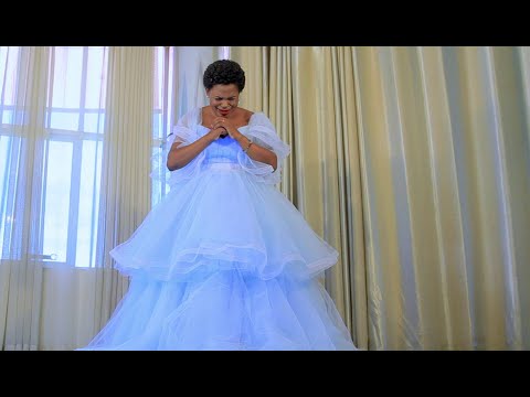 Lillian Nabaasa - Mpwera Mukama (Lyrics) [Latest 2020]