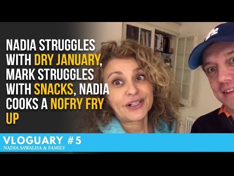 VLOGUARY 5 Nadia STRUGGLES With DRY JANUARY, MARK Struggles with SNACKS, NADIA Cooks a NoFry Fry Up