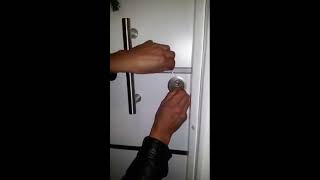 Kilitli Kapı Açma,Kilitli Çelik Kapı Nasıl Açılır? How to open a locke