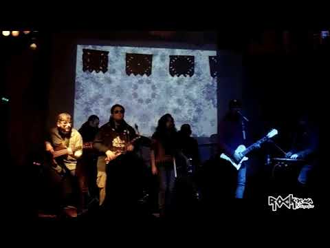 La Mano Fayuka - La Serpiente (Valdivia - Perro Negro)