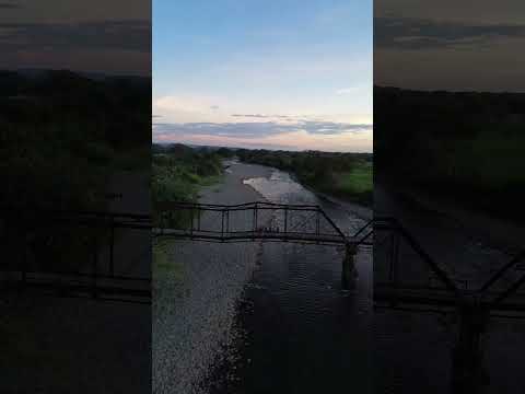 Hermoso atardecer Sobre el rio San Félix Chiriquí ❤️💚