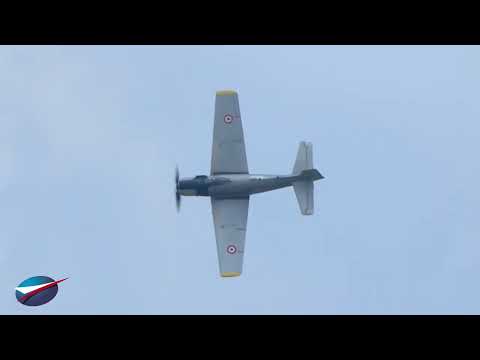 🛩 Flight of the Douglas AD 4N SKYRAIDER | Paris Airshow 2023 | June 23, 2023