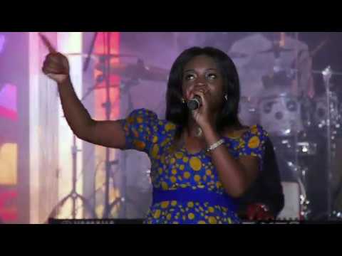 Newie - U Mudzimu E Ethe (Live)