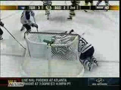 Andy Raycroft a sorti ce save