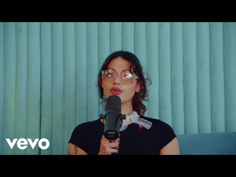 Maxine Ashley - Somebody Else (Acoustic) (Official)