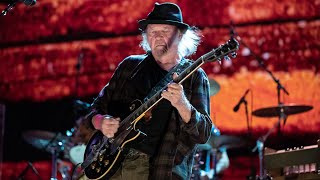 Neil Young &amp; Promise of the Real - Rockin&#39; in the Free World (Live at Farm Aid 2019)