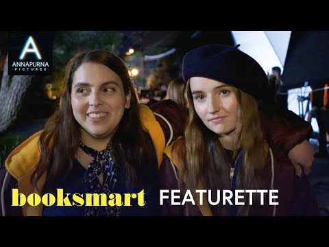 Booksmart (Featurette 'Becoming Best Friends')