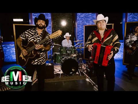 Oscar Ayala y Su Sangre Brava-Gpo Relampagueando De Gustavo Reyna-No Te Creas Tan Importante En Vivo