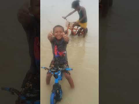 Coração do Sertão da Bahia, Chorrochó" + de ano S/ chuva.+ agora és deste Jeito. "Água"