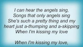 Sasha - Kissing My Love Lyrics