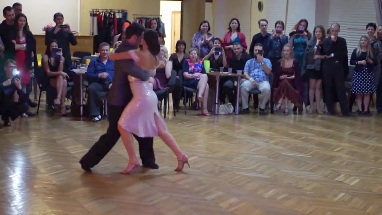 Video thumbnail for Celeste Medina & Andres Sautel 3 (16.12.16) milonga