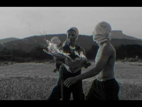 Alee - 16 - NEGÓCIOS (prod. Neckklace)