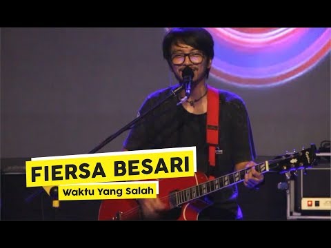 [HD] Fiersa Besari - Waktu Yang Salah (Live at Chemistry Art Festival)