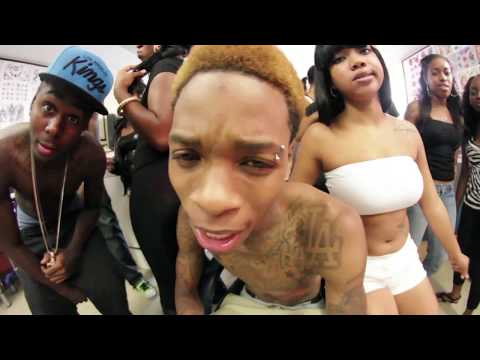 Compton AV - Tats On Tats Ft. Young Sam & Tattoo Cali