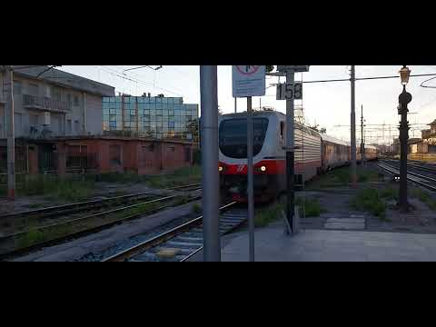 Exp 14019 Ventimiglia-Battipaglia in arrivo alla stazione di Battipaglia.