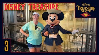 Disney Treasure | Meeting Rare Characters, Merch and Plaza de Coco!