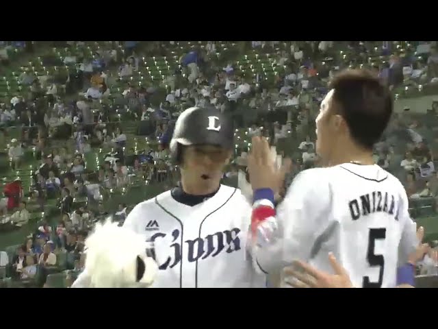 【7回裏】甘い球逃さず!! ライオンズ・秋山高め捉えて4号2ラン!! 2016/6/1 L-DB