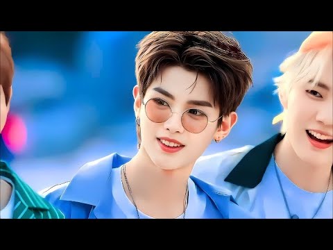 A Fat Boy Is Bullied by Everyone—Until He Transforms into the World’s Most Popular Idol.