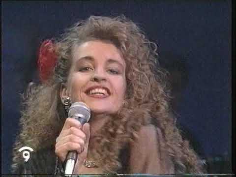 DANUTA LATO** NO BODYS WOMAN ( TAL COM SHOW CANAL 9)**