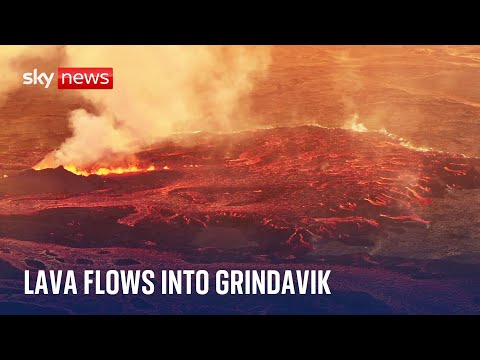 Iceland volcano: Fissures open up in ground as lava flows into Grindavik