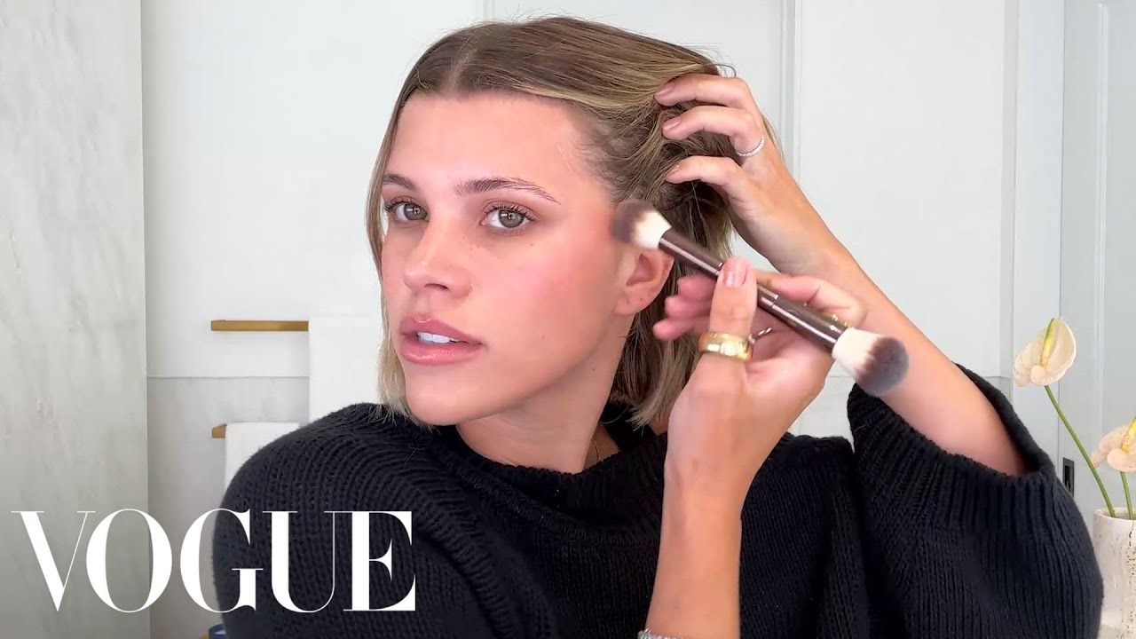 Sofia Richie Grainge’s Elegant Beauty Routine | Beauty Secrets | Vogue - YouTube