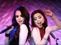 Give It Up - Ariana Grande ft. Elizabeth Gillies ...