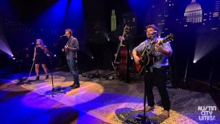 Austin City Limits Web Exclusive: Nickel Creek &quot;Reasons Why&quot;
