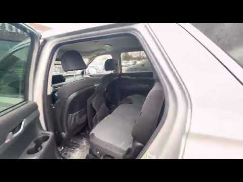 2024 Hyundai Palisade Preferred 8-Passenger AWD in Silver for sale at Finch Hyundai in London, ON