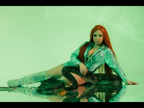 Paola Pezone - Scusa (Official Video)