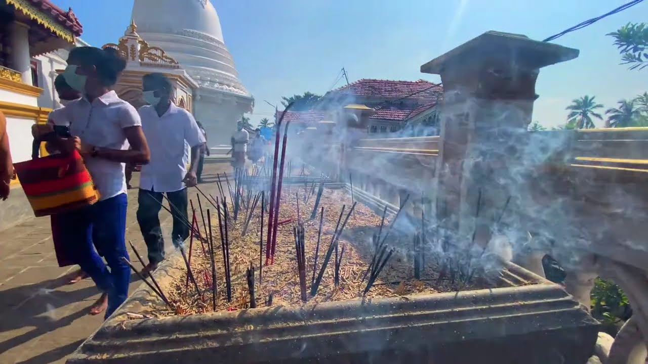 Discover a captivating glimpse of Kande Vihara Temple.