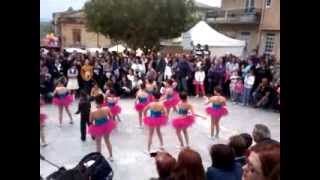 preview picture of video 'Sagra del carciofo Cerda balli in piazza'
