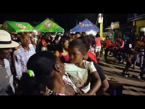 BAILA MI BACHATA EN VIVO / DESDE MATA DE CAO / ANDY SANTIAGO EL RELEVO