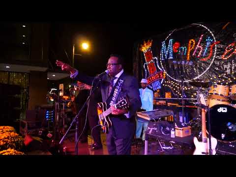 Preston Shannon sings "The Feeling is Gone"