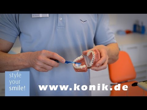 Dr. Konik: Reinigung einer festen Zahnspange · Zahnspangen Lexikon Style your Smile