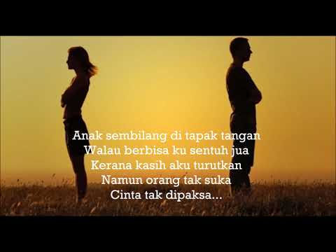 Spears - Hatiku Kau Curi Curi ~ Lirik ~